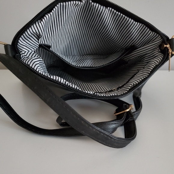 Cute faux leather crossbody bag - Picture 4 of 7